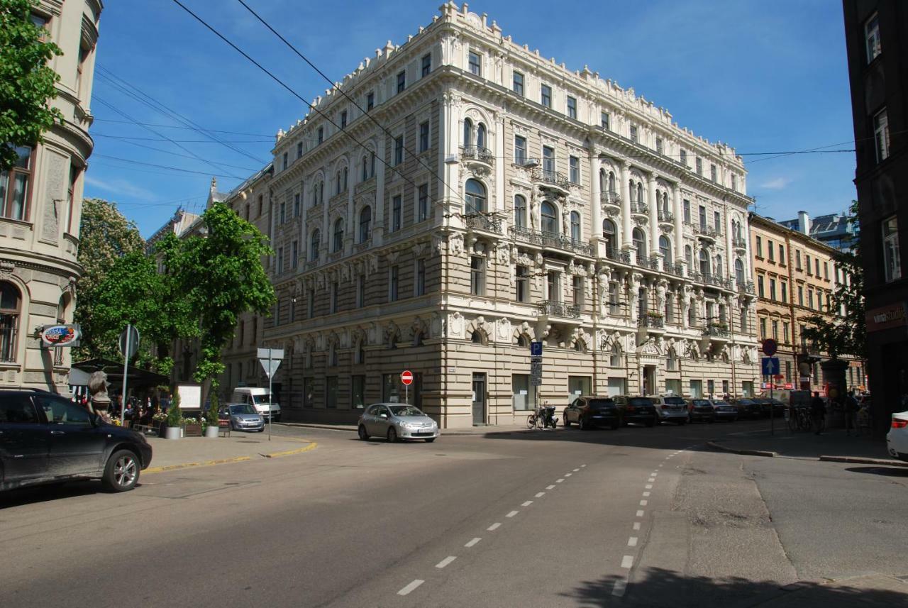 Apartments In Art Nouveau District Riga Eksteriør billede